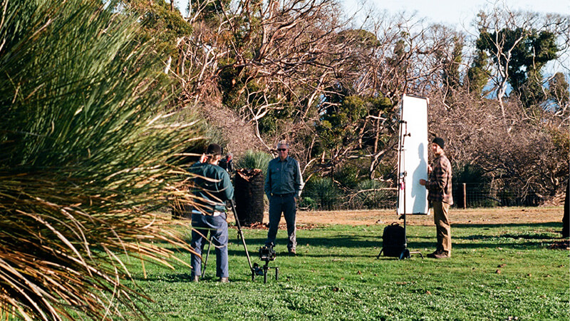Behind the scenes of the Bitter Sweet KI honey documentary